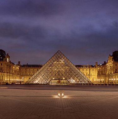 Париж - Трети март - петдневна